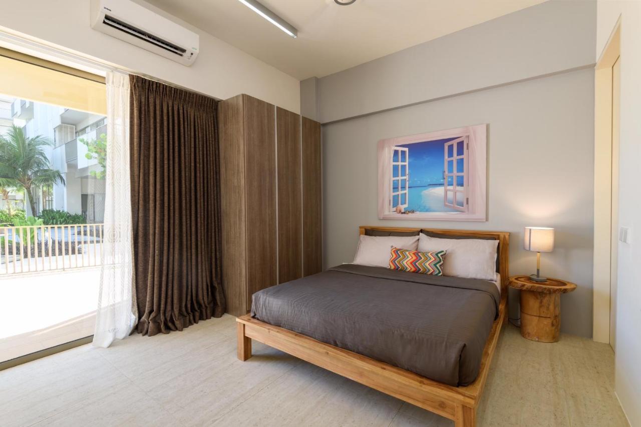 By The Sea Beach Front Apartment Бату-Ферринги Экстерьер фото
