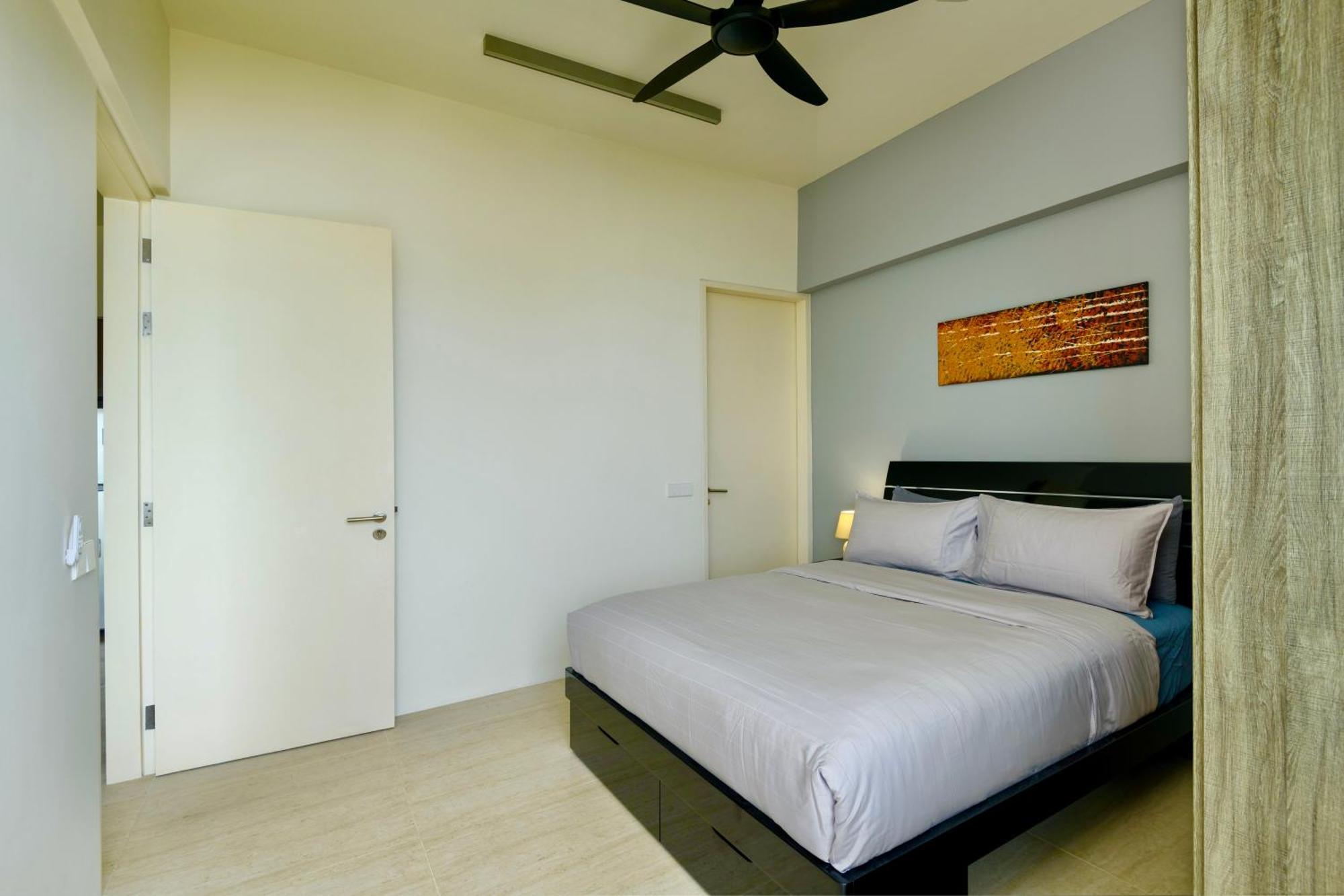 By The Sea Beach Front Apartment Бату-Ферринги Экстерьер фото