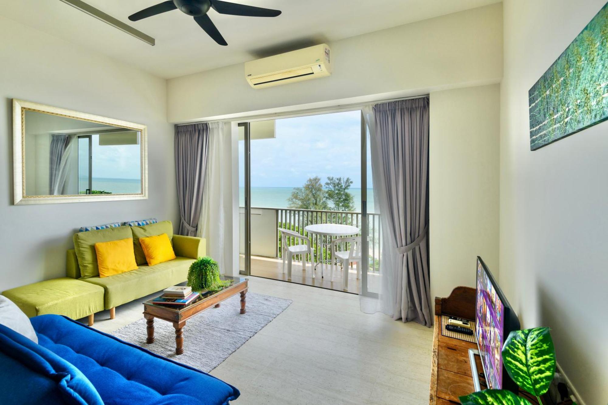 By The Sea Beach Front Apartment Бату-Ферринги Экстерьер фото