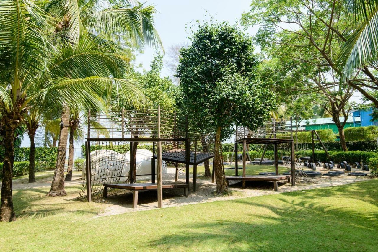 By The Sea Beach Front Apartment Бату-Ферринги Экстерьер фото