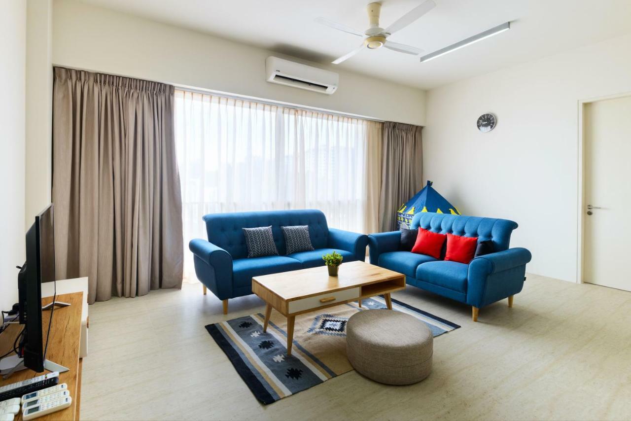 By The Sea Beach Front Apartment Бату-Ферринги Экстерьер фото